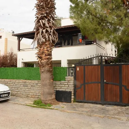 Bodrum-bitez Arasinda, Huzurlu Bir Aile Evi Villa Bodrum