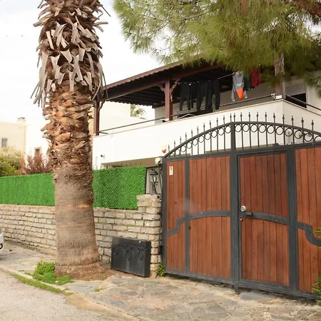 Villa Bodrum-bitez Arasinda, Huzurlu Bir Aile Evi